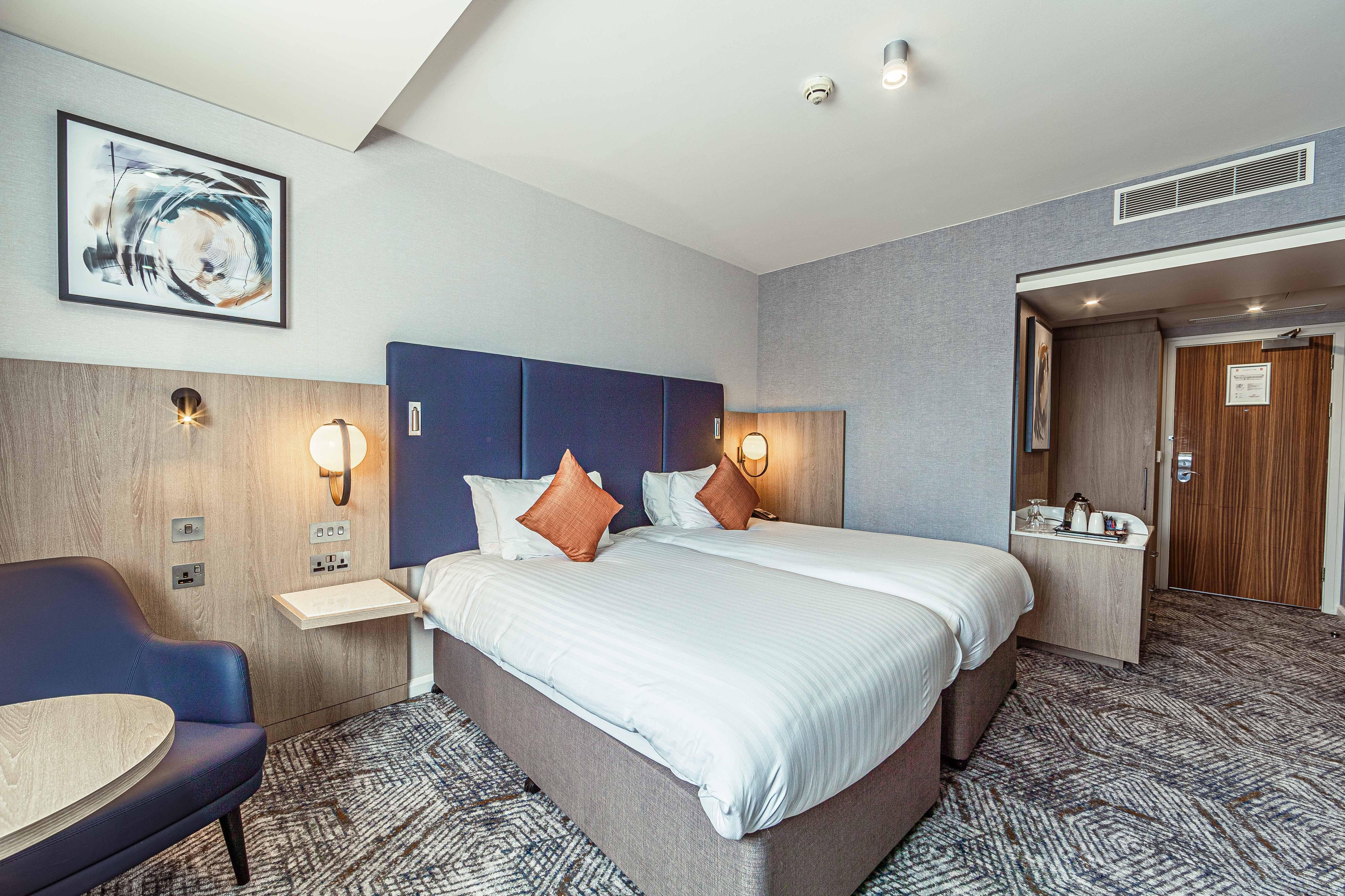 Crowne Plaza Reading Otel Dış mekan fotoğraf