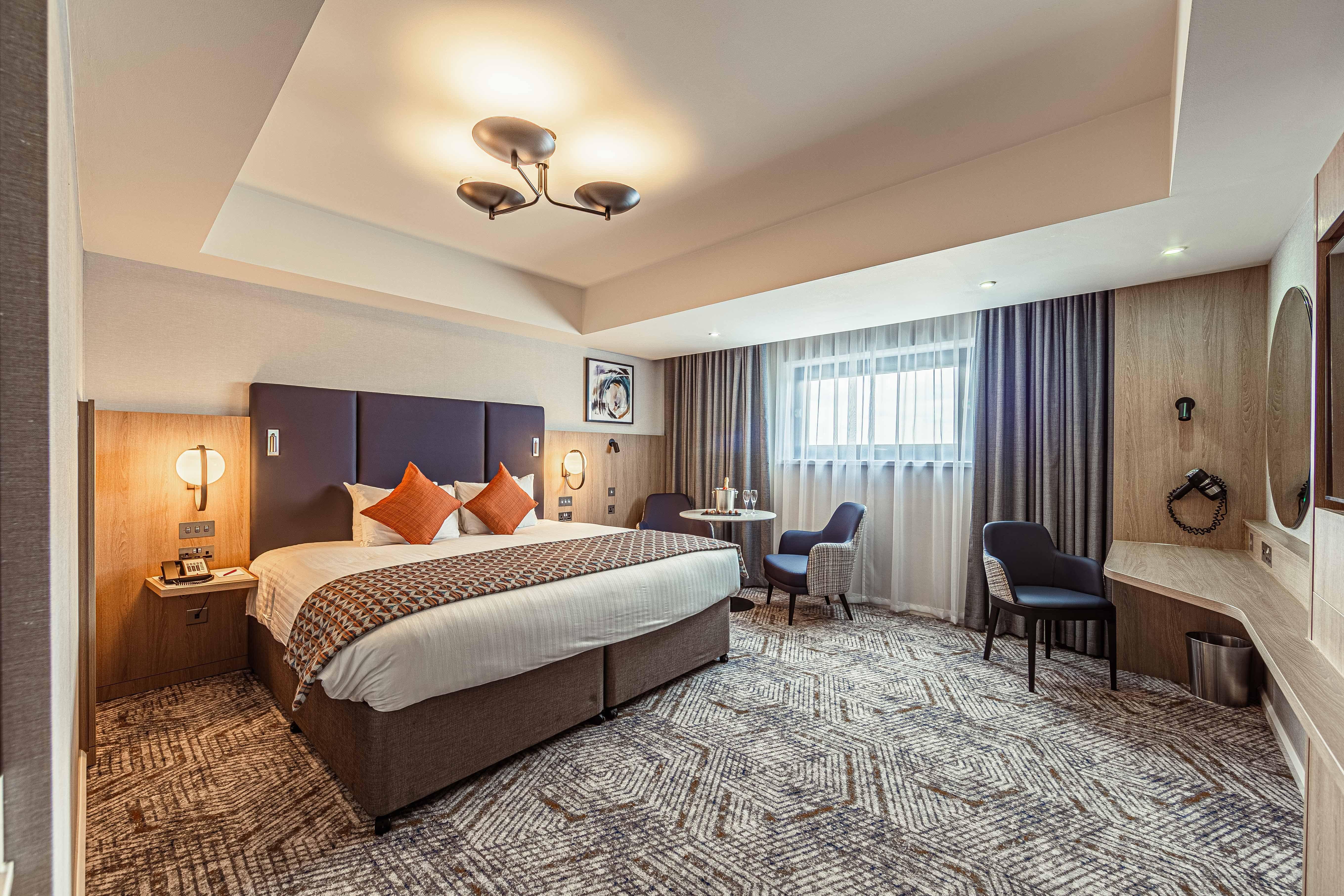 Crowne Plaza Reading Otel Dış mekan fotoğraf
